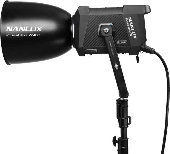 NANLUX Evoke 2400B Spot Light s 45° reflektorem v měkké tašce