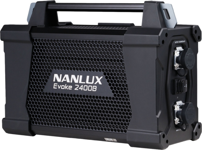 NANLUX Evoke 2400B Spot Light s 45° reflektorem v měkké tašce