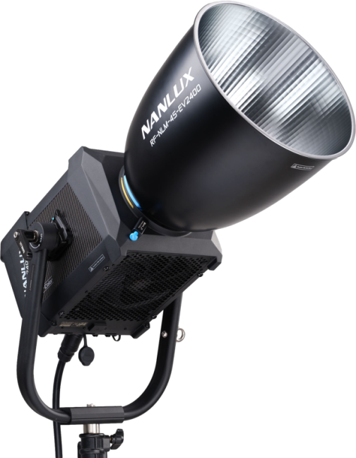 NANLUX Evoke 2400B Spot Light s 45° reflektorem v měkké tašce