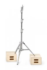 Avenger Combo Stand 20 aus Stahl