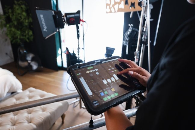 Aputure STORM 400x