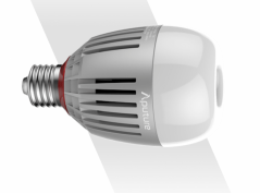 Aputure B7C - LED žárovka