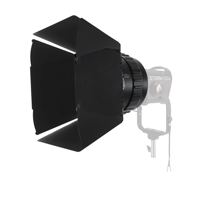 Aputure CF10 Fresnel a klapky kit
