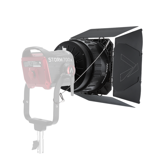 Aputure CF10 Fresnel a klapky kit