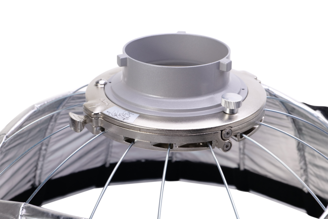 Aputure Light Dome III