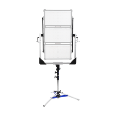 Aputure NOVA II 2x1 a 9° lyra pro 3 světla