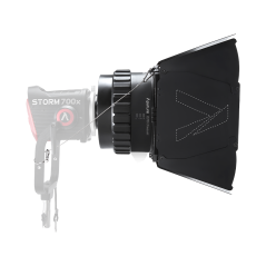 Aputure CF10 Fresnel a klapky kit